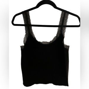 Forever21 - Bundle of 4 tank tops ✨